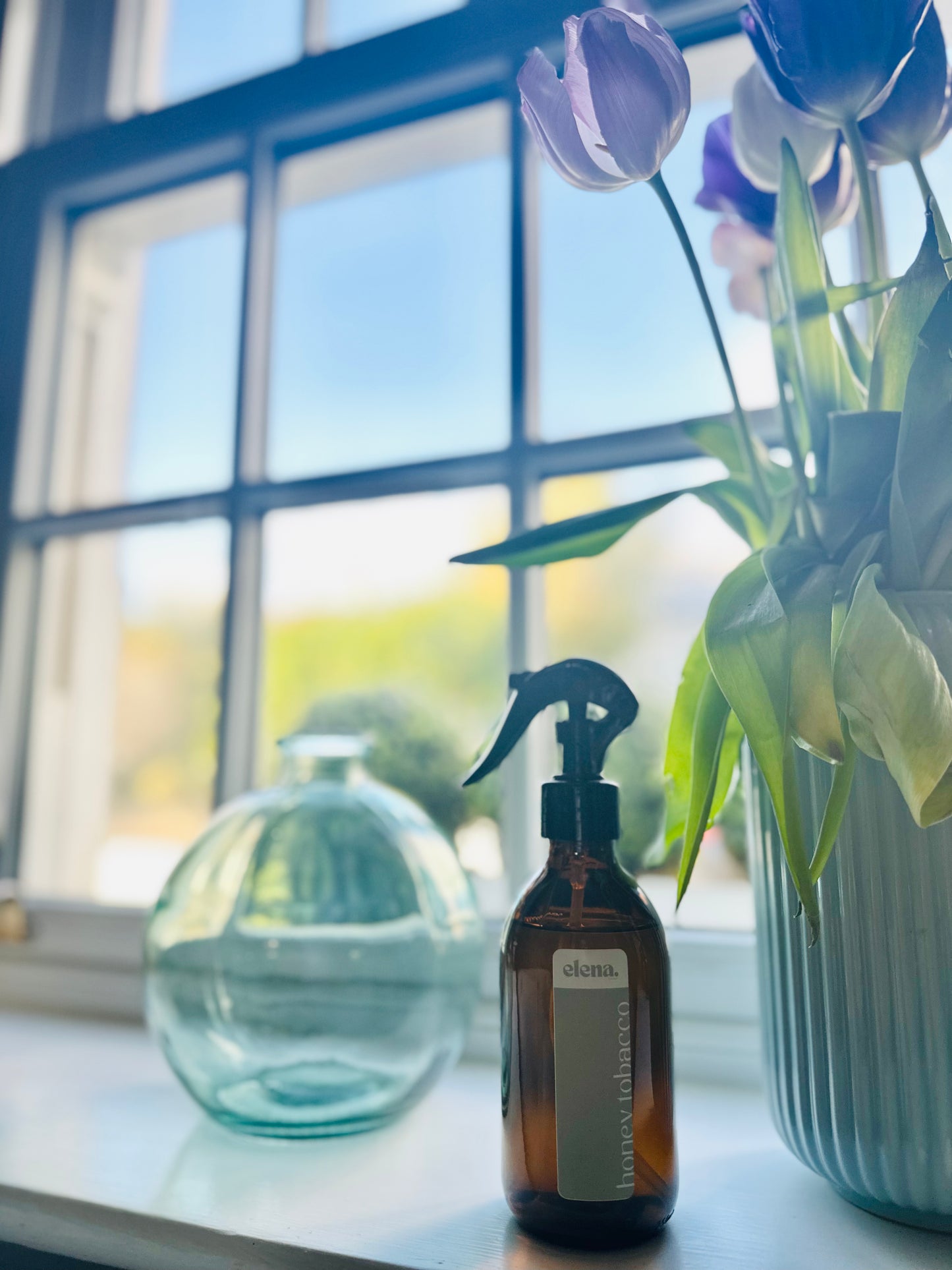 honey tobacco room + linen spray 250ml