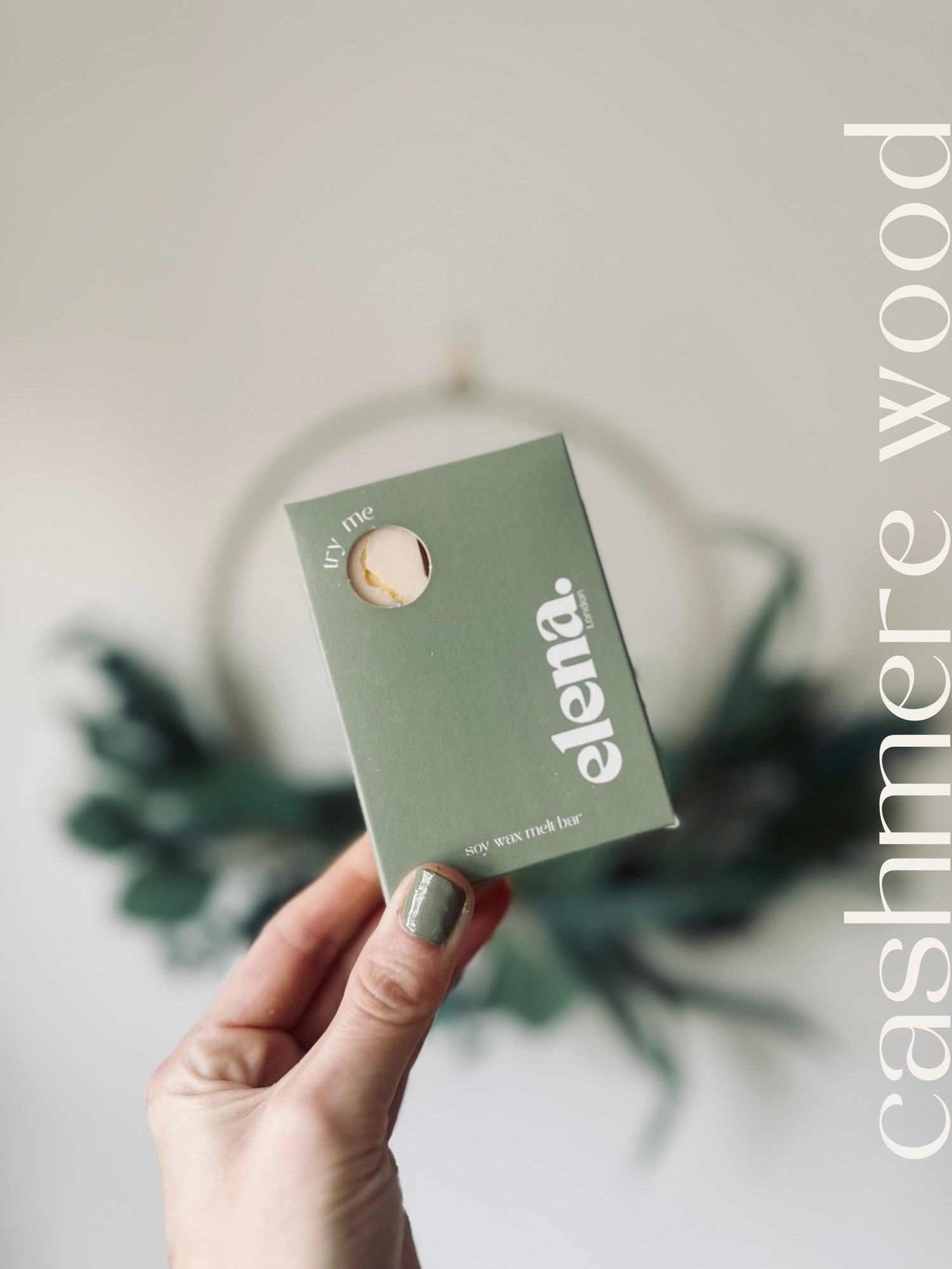 elena london soy wax melt with warm cashmere wood scent