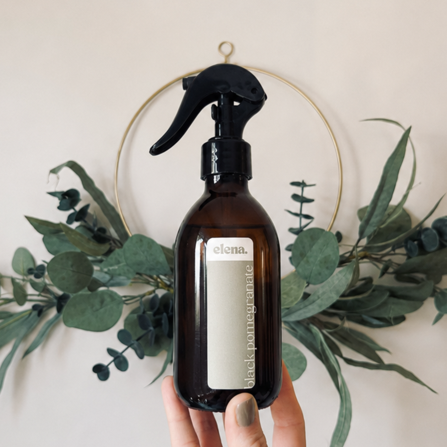 black pomegranate room spray | room & linen spray 250ml