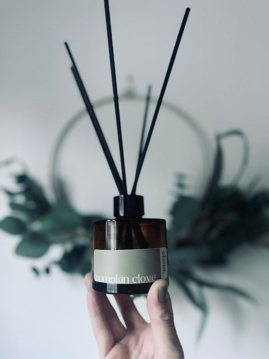 pumpkin clove reed diffuser