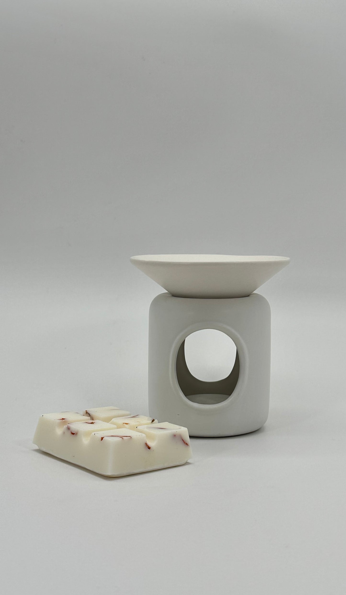 white wax burner